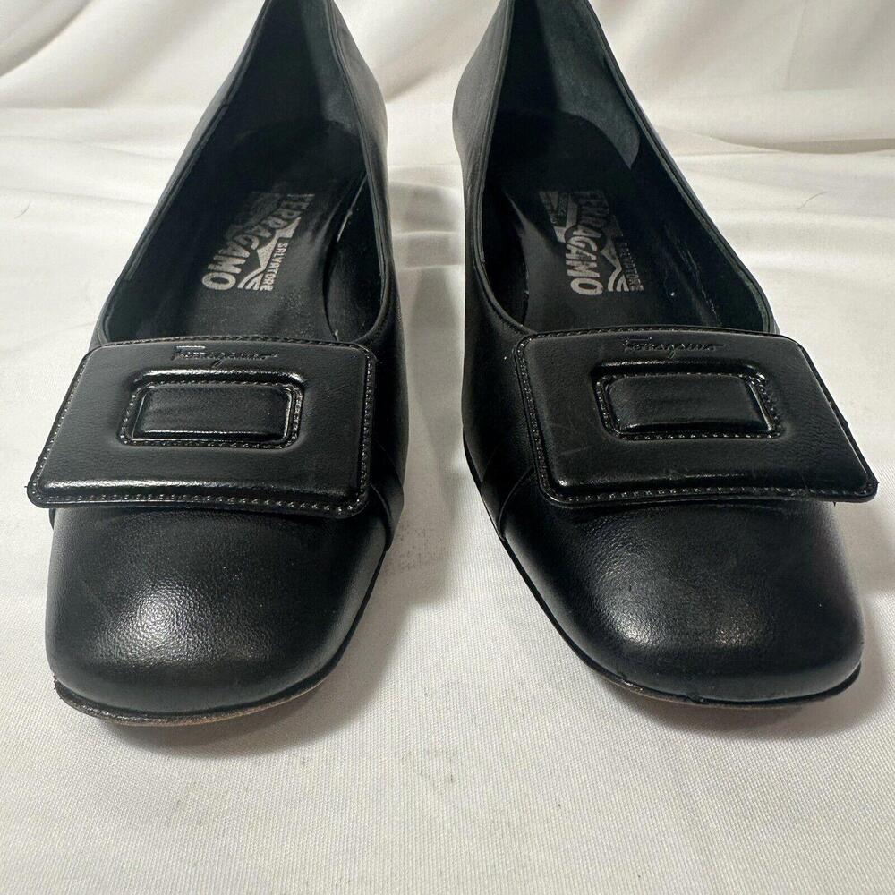 Salvatore Ferragamo Boutique Low Heel Pumps Size 7 1/2 Italy Black Women's Shoes
